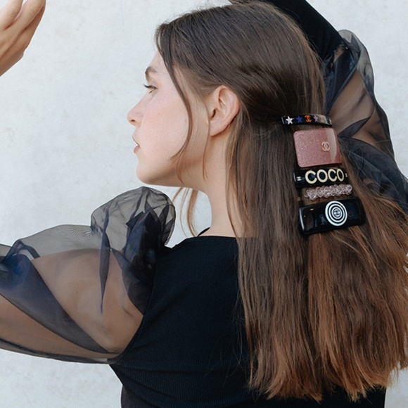 CHANEL Pink and Gold Logo Hair Barrette with Bags GREAT GIFT ❤️ - Picture 12 of 13